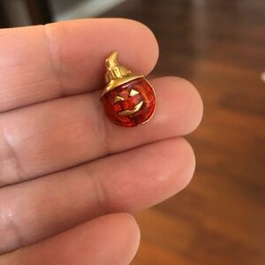 Vintage enameled Avon pumpkin earrings with gold details
